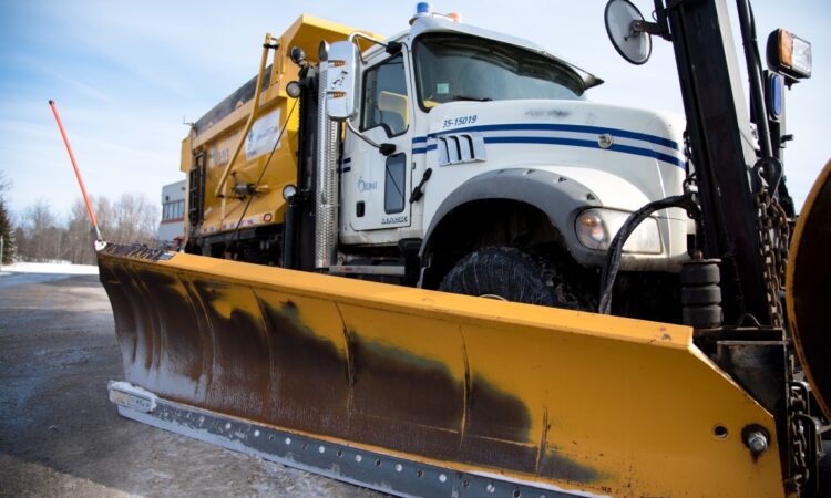 Ready to Roll: Meet Ottawa’s Snowplow Superstars! Our snowplows are revved up and ready to roll—geared to tackle over 13,000 kilometers of road, and now with fun new names thanks to Ottawa kids in the "Name the Plow" campaign! Let the winter adventures begin!