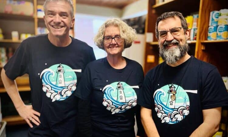 Beacon Hill Turkey Shirt Fundraiser: A Community Triumph The Beacon Hill Turkey Shirt Fundraiser was a heartwarming community success, bringing neighbors together to support the Gloucester Emergency Food Cupboard while celebrating local art and generosity.