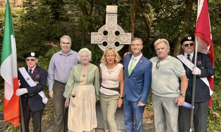 Commemorating the Workers Who Built the Rideau Canal I had the honour of joining residents and community leaders at the Celtic Cross Ceremony to reflect on the legacy of the workers who built the Rideau Canal and the sacrifices they made for our city.